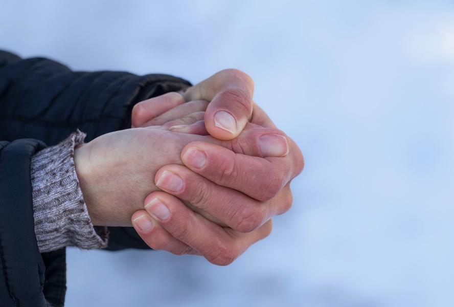 Când amorțeala mâinilor nu mai este de la frig